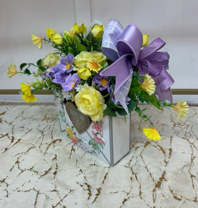 Mother's Day Lemon & Lilac Floral Gift Box (A)
