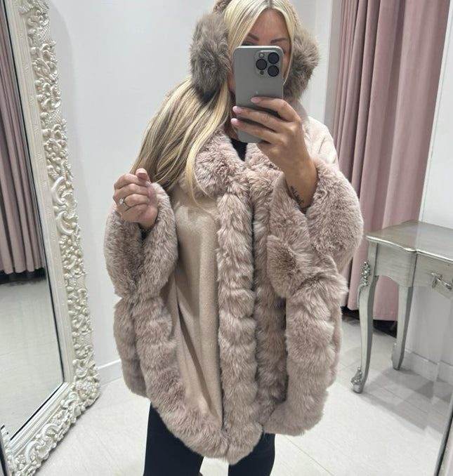 Holly Luxury Faux Fur Collared Cape ~ Dusky Pink