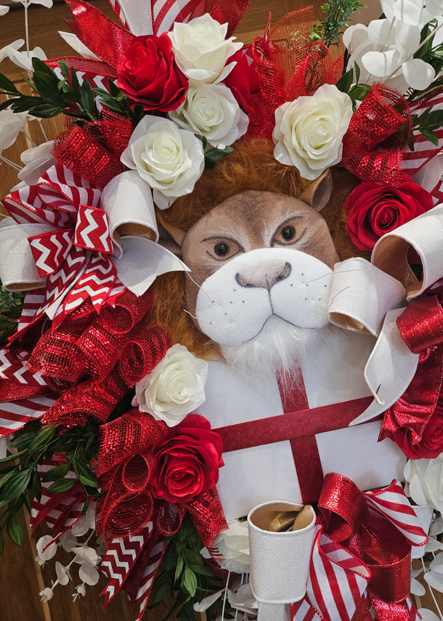 George ~ Large England World Cup Patriotic Football Wreath With Lion's Head
