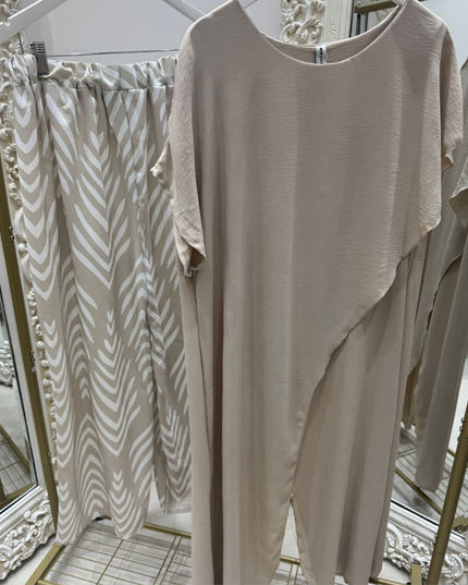 Chantelle ~ Loose Flowing Long Top & Wide Leg Trousers