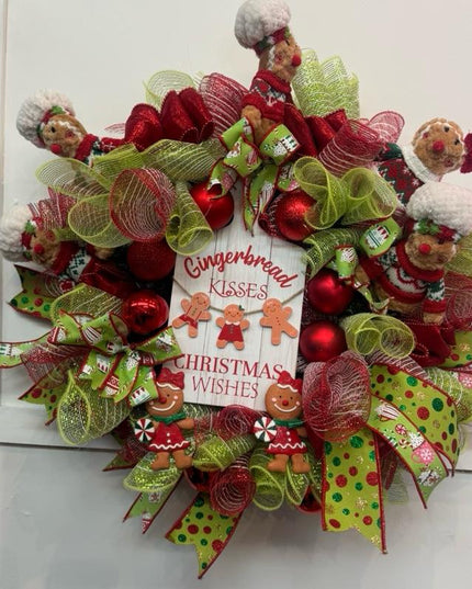 Luxury Gingerbread Kisses Christmas Wreath