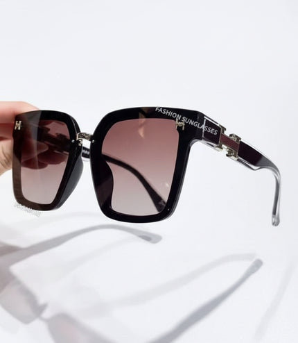Brown Frame H Oversized Square Sunglasses