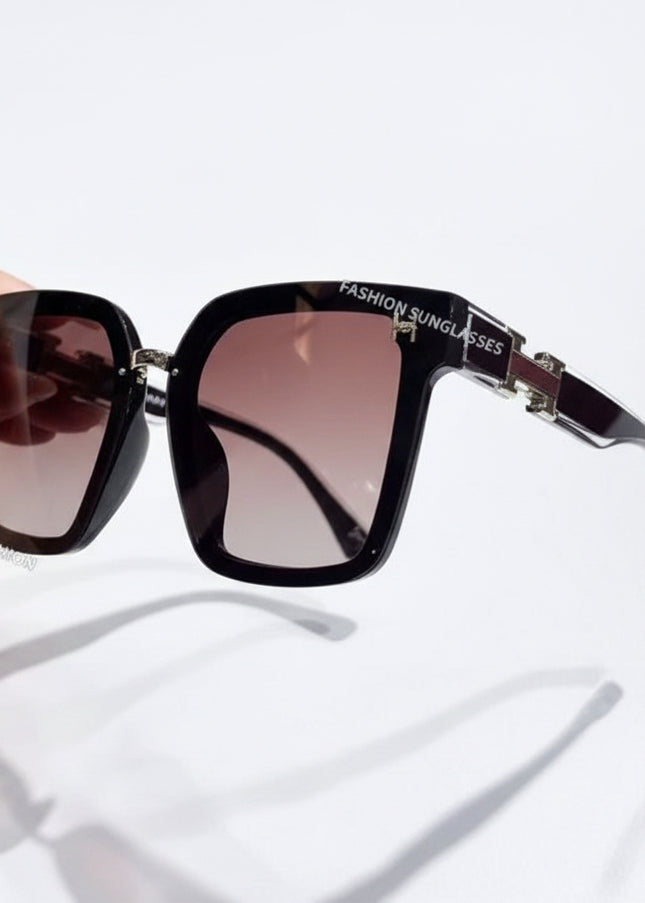 Black Frame H Oversized Square Sunglasses